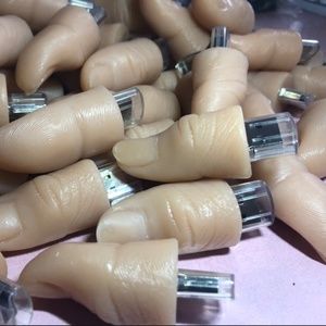 New Flash Drive Realistic Thumb (64GB)